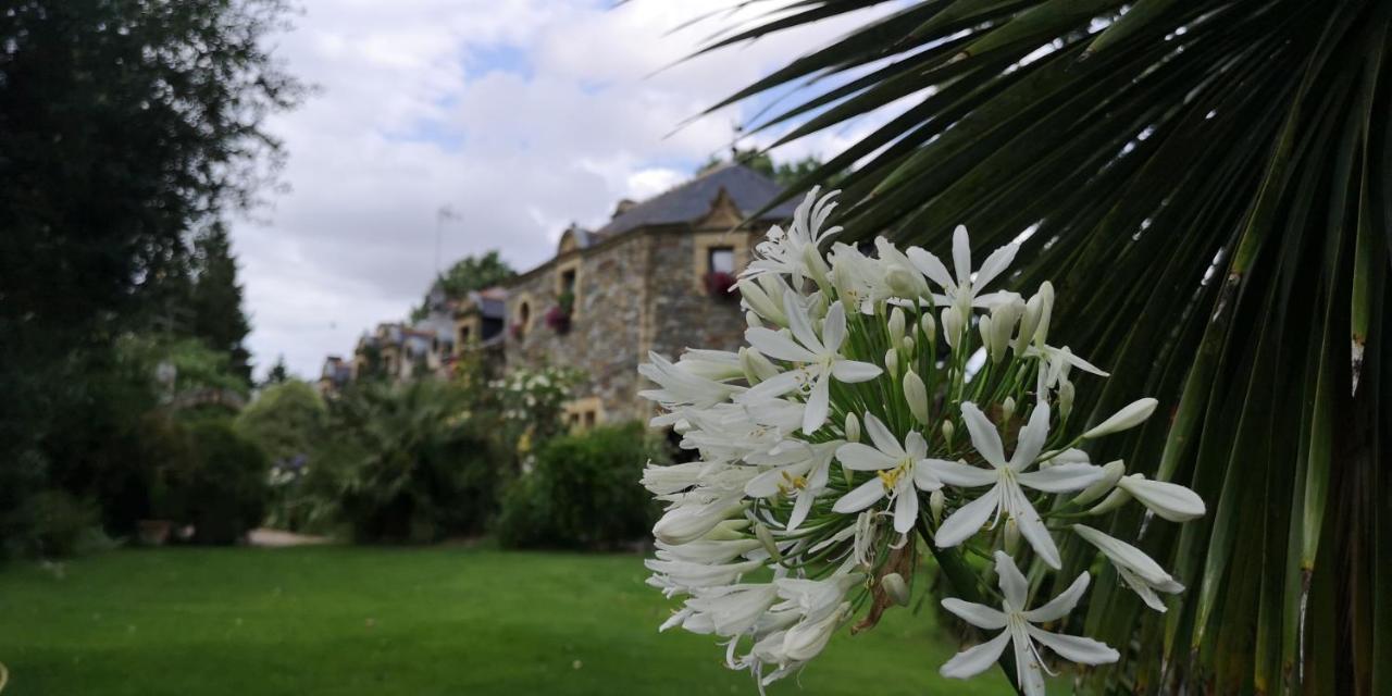 Le Clos Saint Fiacre Hotel Carentoir Kültér fotó