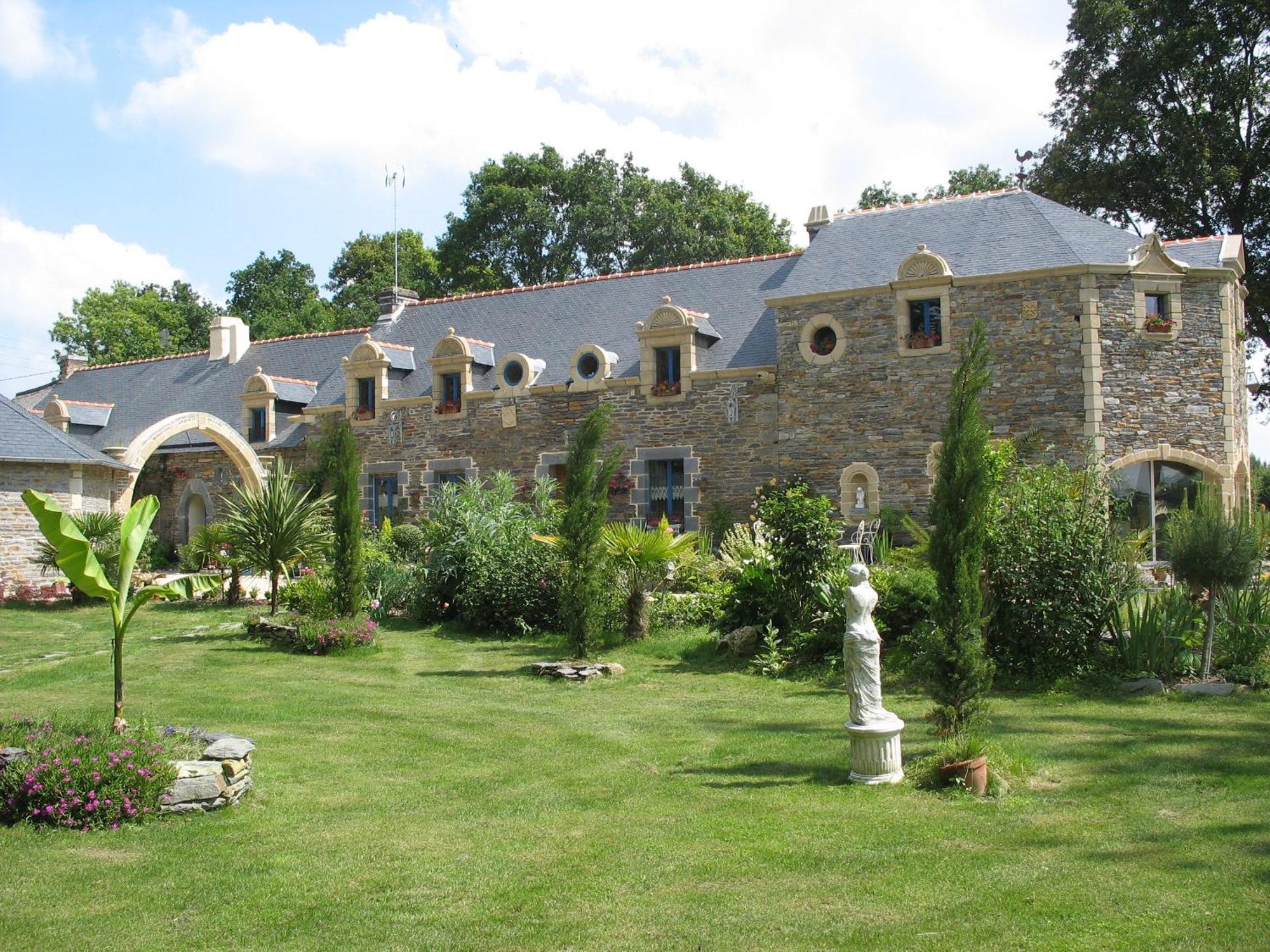 Le Clos Saint Fiacre Hotel Carentoir Kültér fotó